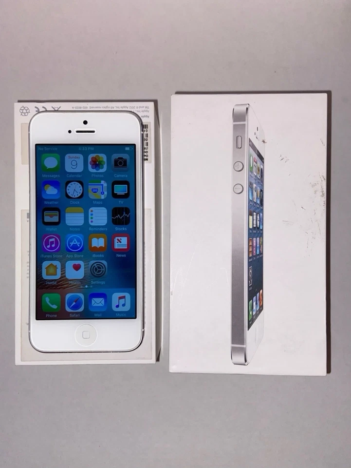 Apple iPhone 5 серебро 16GB - отличном состоянии - 88% здоровья батареи - оригинальная коробка - Изображение 1 из 4