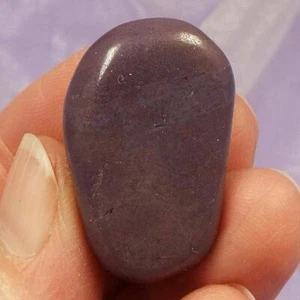 Rare Purple Jade tumblestone 'Enhance Intuition' 12.7g SN38148 - Picture 1 of 4