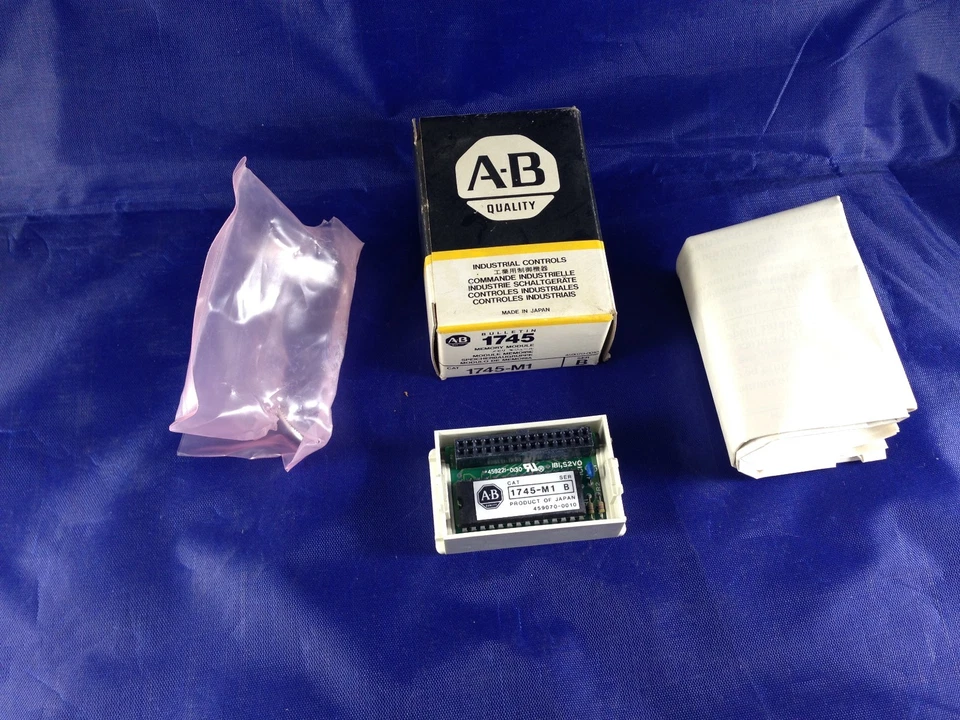 MEMORY MODULE BULLETIN 1745 ALLEN BRADLEY CAT# 1745-M1 SERIES B 1 LOT OF 2 PC'S - Image 1 of 1