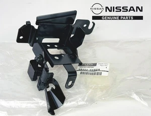 Genuine OEM Nissan Front Distance Sensor Mount Bracket 12-18 Altima 28452-9HS0A - Bild 1 von 7
