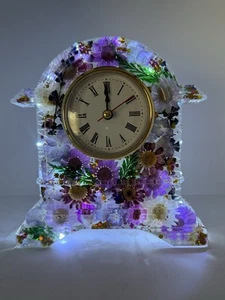 Epoxy Resin Table Colorful Night Lamp Floral Handmade Customized Clock. - Picture 1 of 6