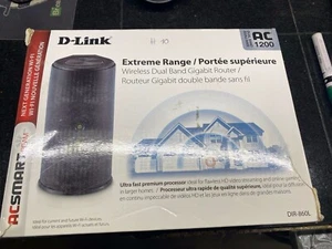 D-Link AC12000 Dual Band Wi-Fi Gigabit Cloud Router (DIR-860L) - Picture 1 of 6