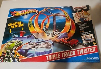 Hot Wheels Triple Track Twister Motorized Play Set. NEW - Image 1 of 2