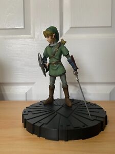 The Legend of Zelda: Link Dark Horse PVC Statue First4Figures