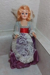 Vtg Arco Holland Doll  Little Dutch Girl  Dolls of the World ARCO Richfield READ - Picture 1 of 15