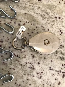 T7655042 2" nicel swivel eye pully (quantity of 6) with S hooks attached - Picture 1 of 4