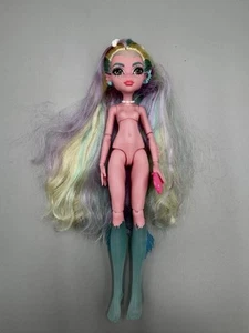 Monster High G3 Lagoona Blue Nude Doll Mattel 2022 - Photo 1 sur 9