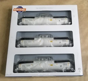 Athearn HO UTLX 30k ethanol tank car three car set 212870 212877 212879 - Picture 1 of 3