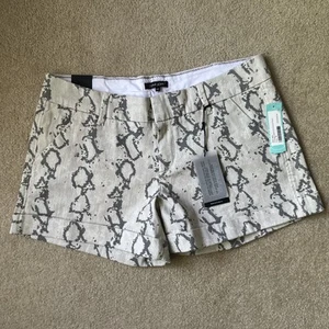 Dear John Women Shorts Size 33 Snake Print Pattern Grey Scale Design Shorts NWT - Picture 1 of 11