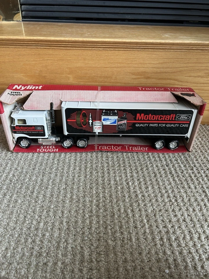 Nylint MOTORCRAFT Ford Highway 18 Wheeler in Box - Image 1 of 4