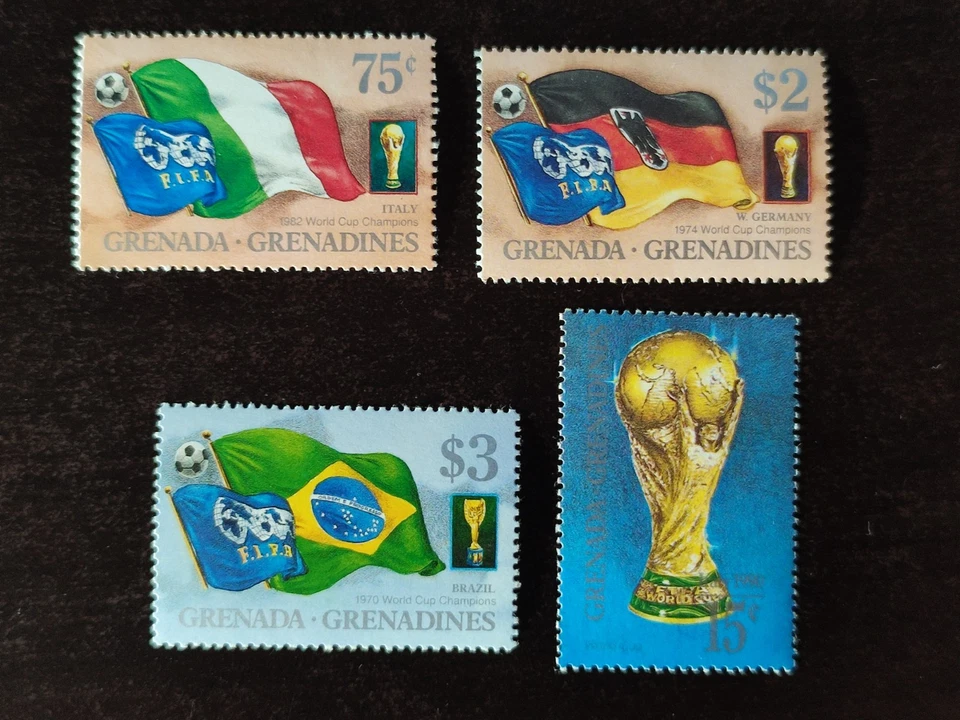 7141 - Granada Granadinas - 1989 - Mi - 4 valores Mundial de fútbol 1990 - MNH - Imagen 1 de 1
