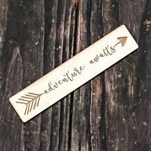 Bookmark - Adventure Awaits - Imagen 1 de 3