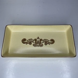 Bandeja para servir pan rectangular con patrón de pueblo Pfaltzgraff - Imagen 1 de 6
