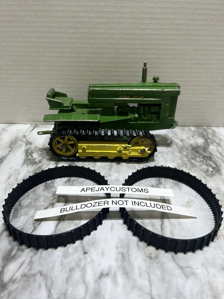 ERTL ESKA John Deere 40 420 Bull Dozer / crawler, 1/16 (SOMENTE TRILHAS) - Imagem 1 de 4