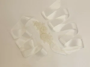 Bridal sash wedding belt decorated by white beaded flower on white satin ribbon. - Picture 1 of 11