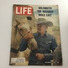 Couverture ensoleillée vintage Life Magazine 1er novembre 1963 Senator Barry eau dorée et cheval