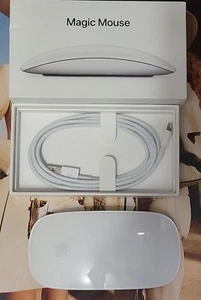 Apple Magic Mouse 2 weiss / A1657 - gebraucht in OVP - Bild 1 von 1