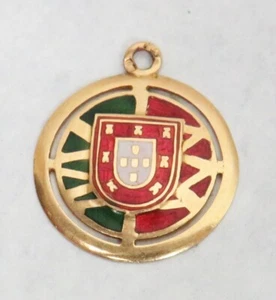 Crest of Arms Red & Green Enamel 18k Charm Pendant - Picture 1 of 2