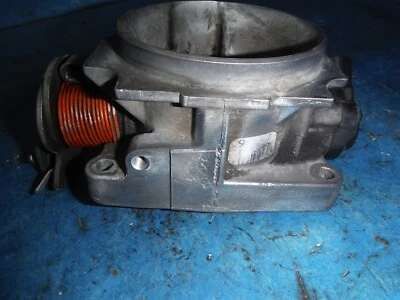 Cuerpo del acelerador del motor Chevrolet Vortec 4.3/350 21247 con resorte naranja Foto 1 de 4
