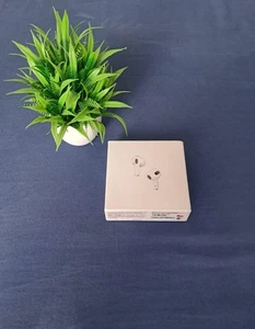 AirPods 3rd Generation - Zdjęcie 1 z 6