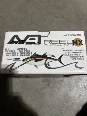 Avet MXJ6/4 G2 Two-Speed Lever Drag Casting Reel - Right Handed - BLACK  - Image 1 of 4