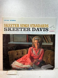 SKEETER DAVIS RCA Victor LSP-3463 SKEETER SINGS STANDARDS SEALED - Picture 1 of 1