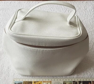Birchbox Make-up or Toilet Bag with Mirror - Picture 1 of 4