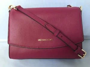NWT MICHAEL KORS ELLIS MEDIUM FLAP MESSENGER LEATHER BERRY $198 - Picture 1 of 7