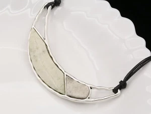 Rock stone inspired moon shape lucite silver plated pendant leather necklace K09 - Picture 1 of 11