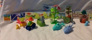 Kinder Eier Spielzeug Konvolut Eichhörnchen Kaninchen Delfin Geschenk Traktor - Bild 1 von 1