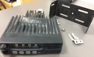 ICOM IC-F221S, UHF 440-490 MHz, 8 CH, Mount, Programming - Picture 1 of 9
