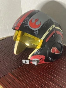 Star Wars X-Wing Pilot Helm - Poe Dameron - Disney Park Exclusive - Galaxy Edge - Bild 1 von 7