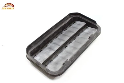 Cadillac CTS 2016-2019 cuarto trasero derecho rejilla de ventilación de presión de aire OEM Foto 1 de 4