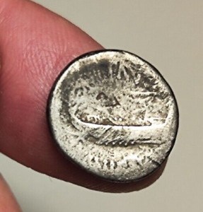 Marc Antony (43-30 BC). AR denarius (16mm, 3.24 g)