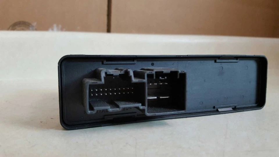 2013 Cadillac ATS Door Lock Control Module OEM 13578782 Used 24K Miles - Изображение 1 из 4