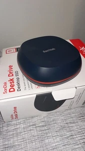 SanDisk - 8TB Desk Drive USB Type-C Desktop External SSD - black - Afbeelding 1 van 4