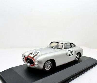 Modellino auto scala 1:43 MERCEDES benz 300 SL models max diecast modellismo da - Immagine 1 di 4