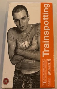 Trainspotting Collector's Edition VHS With Shades, Lighter, Cig Paper Holder PAL - Imagen 1 de 16