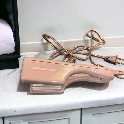 Plancha prensadora de cabello profesional Vidal Sassoon vintage años 80 modelo VS-142 probada Foto 1 de 4