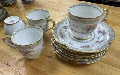 Juego de 4 tazas y platillos vintage Theodore Haviland Limoges Francia adornos florales dorados Foto 1 de 4