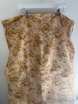 Tessitura Toscana Telerie Firenze Linen Tablecloth 65 x 100 “ BEAUTIFUL Fall - Image 1 of 3