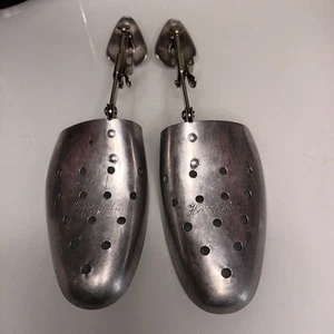 Pair of Harrods Aluminium Shoe Trees - Shoe Last - Adjustable - For Size 7.5 - 9 - Picture 1 of 7