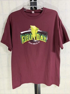 Liderazgo Internacional de Texas ~ Camiseta Granate Talla L (Día de Campo) Foto 1 de 4