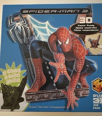 Puzzle póster 3D Spider-Man brilla nuevo no usado caja abierta 36 piezas 10 hojas de espuma  Foto 1 de 4