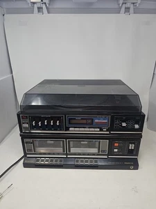 Sanyo GXT-747 Stereo Cassette, Turntable,Radio , One Of Cassette Deck Needs Belt - Picture 1 of 22