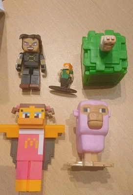 Minecraft Figure Bundle X 5 - Image 1 of 2