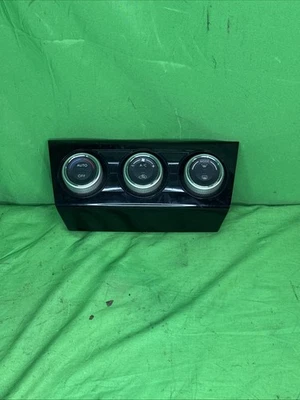 2015 Subaru WRX Automatic Climate AC Heater Temperature Control OEM - Image 1 of 4