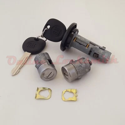 Оригинальный цилиндр зажигания и 2 дверных замка для Chevrolet Tahoe 2002 с ключами с логотипом GM - Изображение 1 из 4