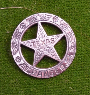 EX++ VINTAGE STERLING SILVER TEXAS RANGER PIN IN ORIGINAL CASE - Image 1 of 4