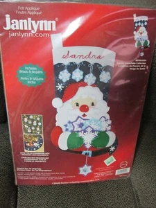 ""SANTA'S SNOWFLAKE COLLECTION"" - FELT & SEQUIN STOCKING KIT - NEW - Picture 1 of 1